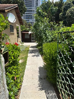 מגרש למגורים למכירה 1 חדרים ברמת השרון שמואל הנגיד  