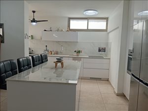 דירה למכירה 4 חדרים בחולון סוקולוב אגרובנק 