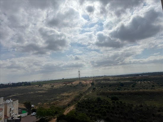 תמונה 1, דירה 5 חדרים למכירה בנתניה, אלונים, קרית השרון