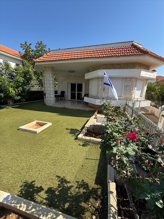 תמונה 2, וילה 7 חדרים למכירה בחדרה, פרנק, הזייתים