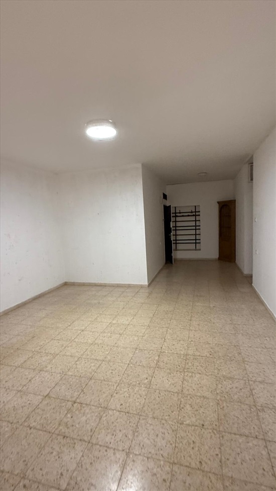 תמונה 7 ,דירה 3.5 חדרים למכירה בנתניה, יהודה הלוי, מרכז העיר