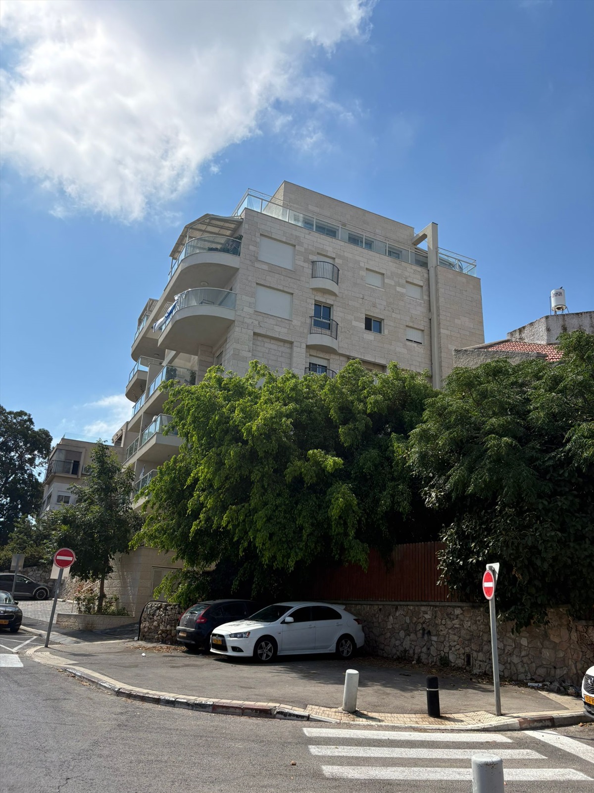 תמונה 1, דירה 5 חדרים למכירה בחיפה, אלכסנדר ינאי, כרמליה