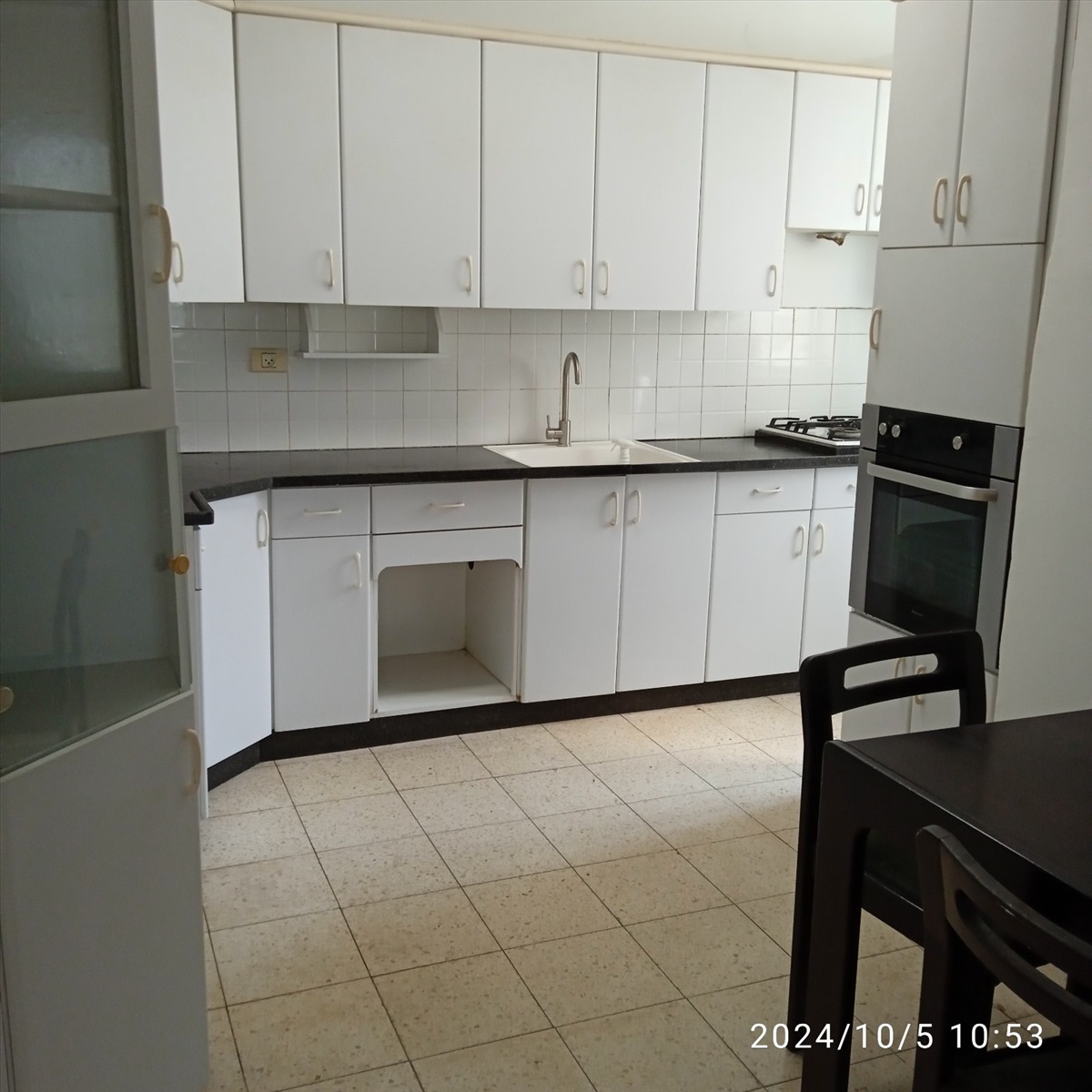 תמונה 1, דירה 4 חדרים למכירה ברחובות, הרצל, מרכז