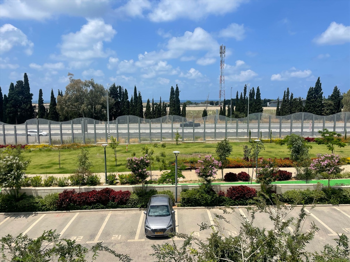 תמונה 1, דירה 4 חדרים למכירה בטירת כרמל, העצמאות, החותרים