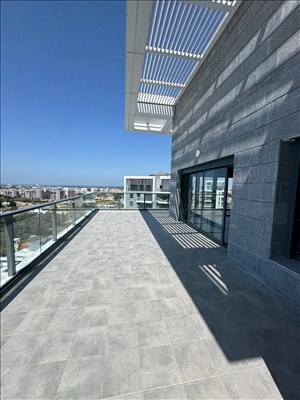 פנטהאוז למכירה 5.5 חדרים בהרצליה בר כוכבא 