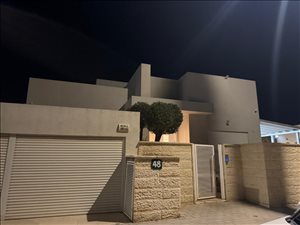 בית פרטי למכירה 7 חדרים במיתר שדרות היונה 
