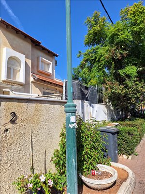 דו משפחתי למכירה 6 חדרים בראשון לציון הבעל שם טוב 