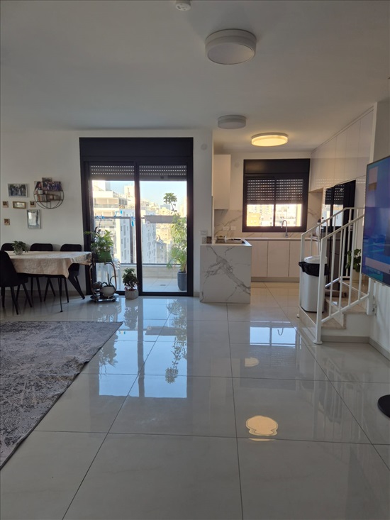 תמונה 1, דופלקס 5 חדרים למכירה בחולון, אפעל, נווה רמז