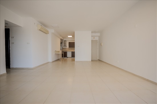תמונה 1, דירה 4.5 חדרים למכירה באזור, האיכרים, גני אזור