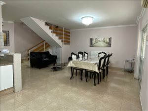 דירה למכירה 5.5 חדרים בערד לשם 