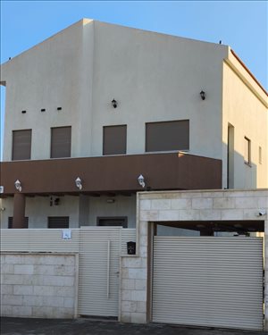 בית פרטי למכירה 8 חדרים באופקים הר חורשה 