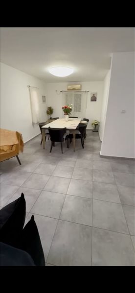 דירה למכירה 4 חדרים בקרית שמונה המכבים 