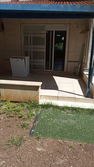 דירת גן למכירה 4 חדרים בכרמיאל קטיף 