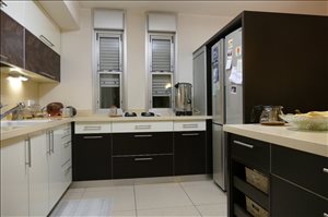 דו משפחתי למכירה 6 חדרים בפתח תקווה הרב ריינס תקומה 