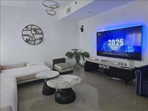 דירה למכירה 5 חדרים באשדוד  אפרסמון  רובע טז 