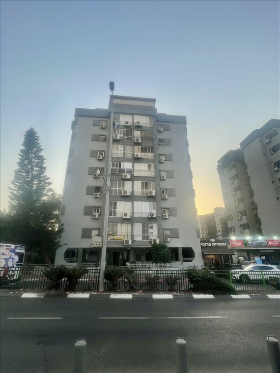תמונה 1, דירה 3.5 חדרים למכירה בראשון לציון, גבעתי, רמבם