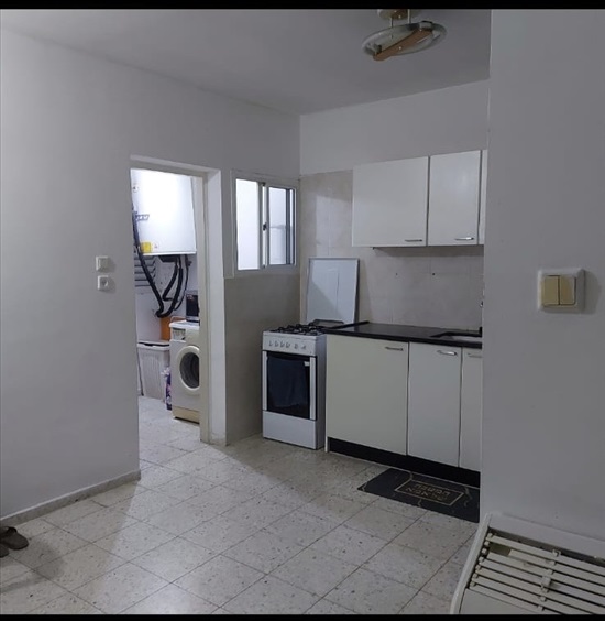 תמונה 5 ,דירה 4 חדרים למכירה בלוד, דקר, גני יער