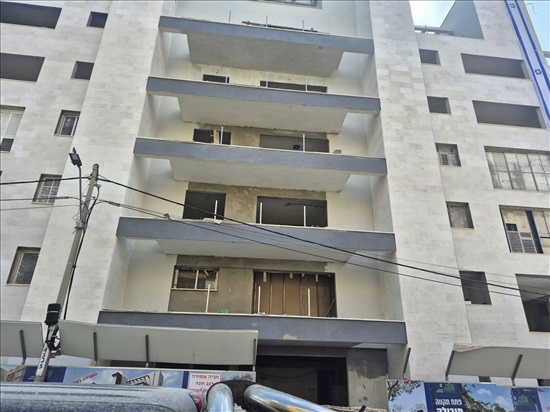 תמונה 1 ,דירה 4 חדרים למכירה בפתח תקווה, אבינועם ילין, ביהח השרון