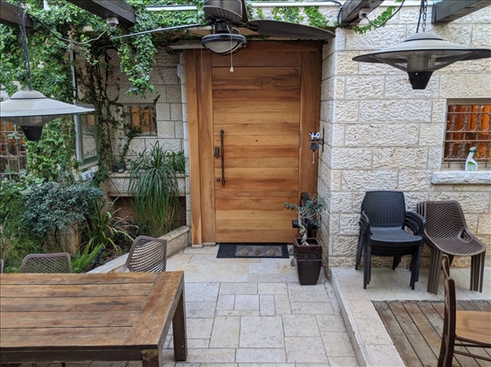 תמונה 1 ,בית פרטי 10 חדרים למכירה בירושלים, משעול הקורטם, רמות ב'