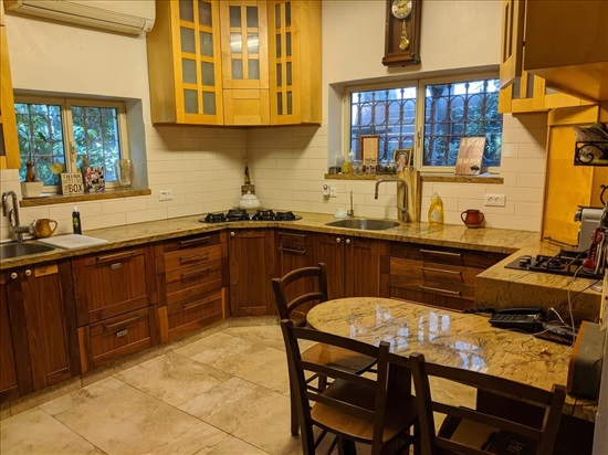 תמונה 6 ,בית פרטי 10 חדרים למכירה בירושלים, משעול הקורטם, רמות ב'