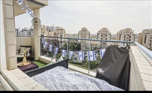 דירה למכירה 5 חדרים בגבעת שמואל שדרות מנחם בגין 