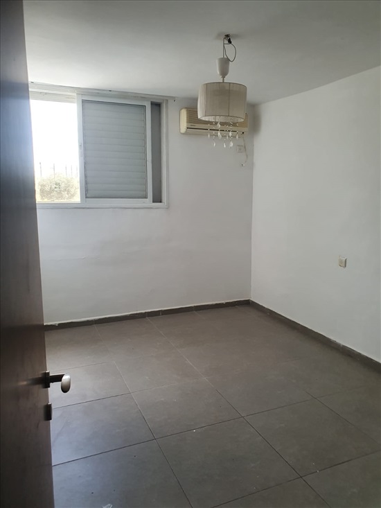 תמונה 3, דירה 4 חדרים למכירה בקרית גת, רחבת הר הצופים, גליקסון