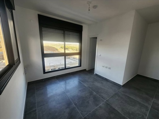 תמונה 2, דירה 4 חדרים למכירה בלוד, יער אמציה, נופי בן שמן