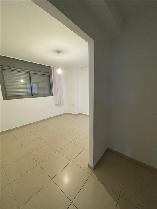 תמונה 4 ,דירה 4 חדרים למכירה בראשון לציון, גבעתי, רמב״ם