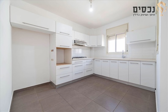 תמונה 5 ,דירה 4 חדרים למכירה בפתח תקווה, פיק''א 14, מרכז