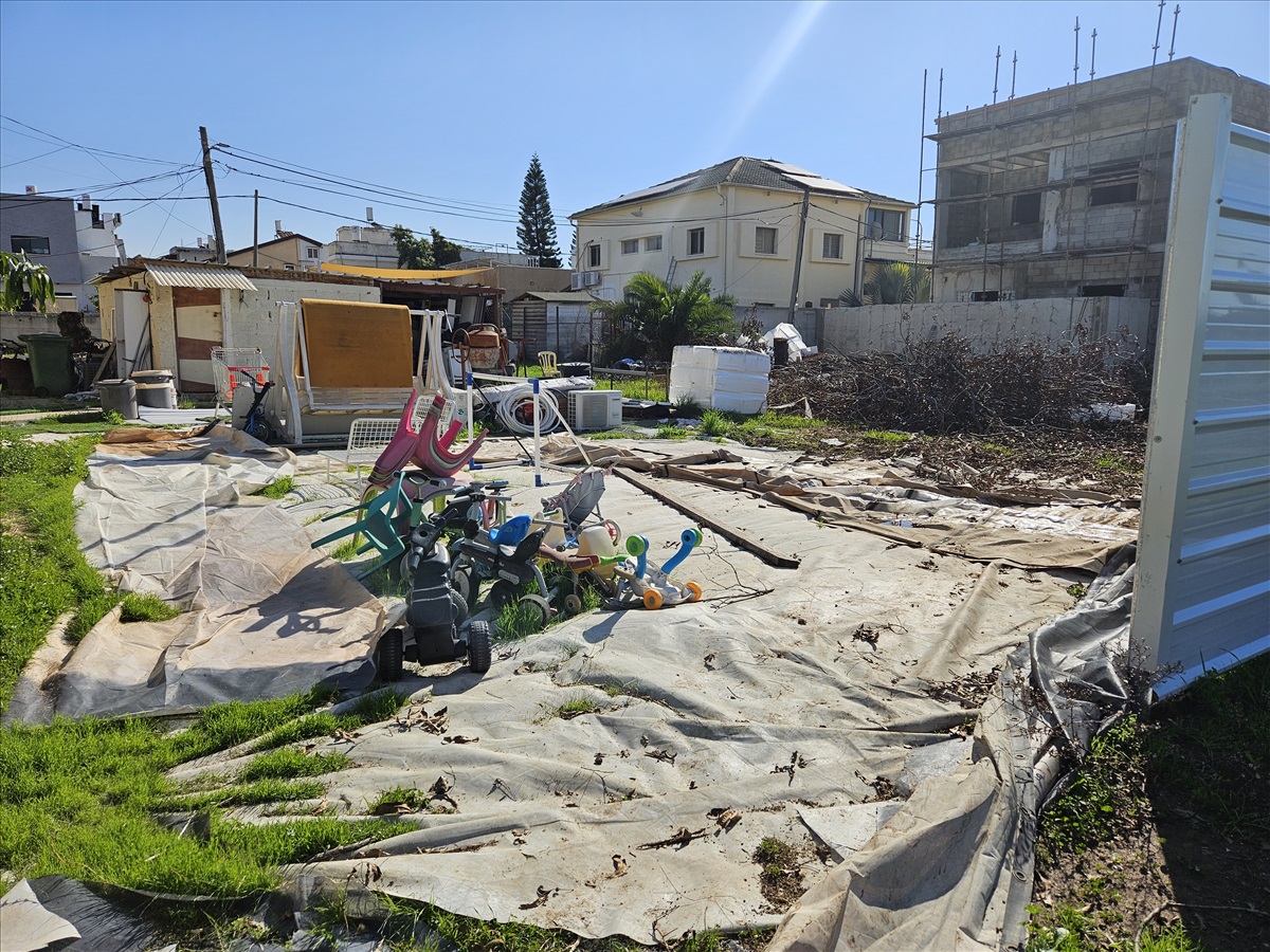 תמונה 1, מגרש למגורים 1 חדרים למכירה בראש העין, אפק, שבזי