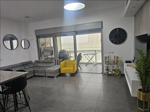 דירה למכירה 4 חדרים בראש העין נחשול 12 