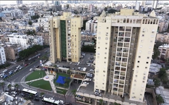 תמונה 3, דירה 4 חדרים למכירה בפתח תקווה, המכבים, לב המושבה 