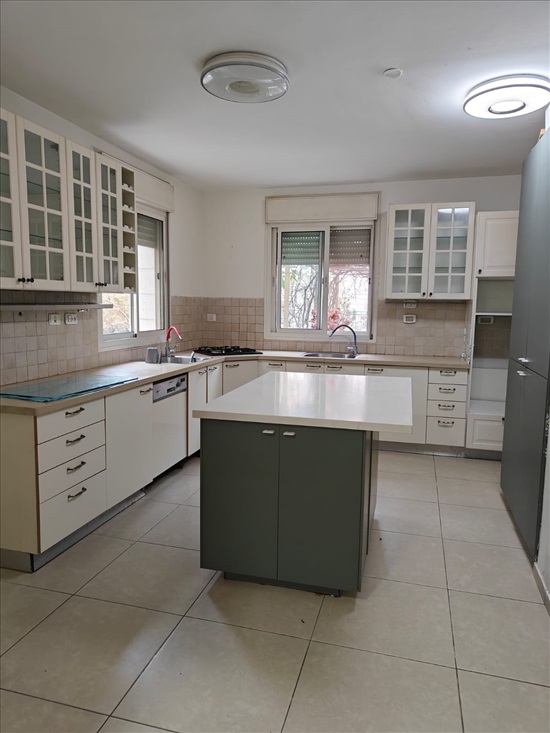 תמונה 1, דו משפחתי 8 חדרים למכירה ביד בנימין, עגור, יד בנימין