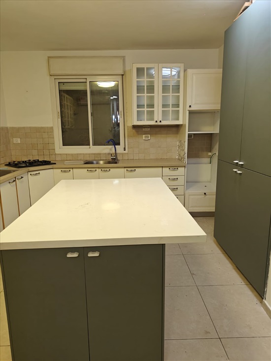 תמונה 4 ,דו משפחתי 8 חדרים למכירה ביד בנימין, עגור, יד בנימין