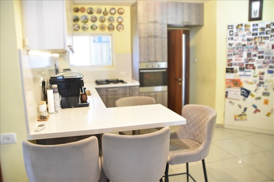 תמונה 4 ,דירה 4 חדרים למכירה בNetanya, Pinhas Lavon, קרית נורדאו