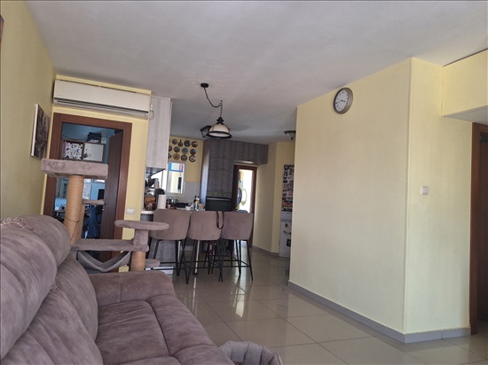 תמונה 3 ,דירה 4 חדרים למכירה בNetanya, Pinhas Lavon, Oקרית נורדאו
