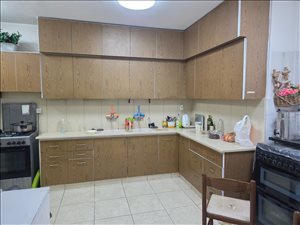 דירה למכירה 4 חדרים בירושלים הרב חנוך גרוסברג 