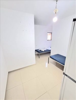 דירה למכירה 4 חדרים בקרית מלאכי משה שרת משה שרת 