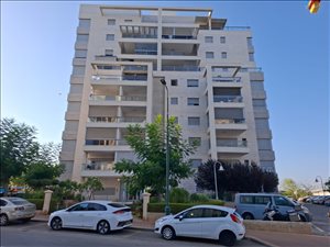 דירה למכירה 4 חדרים בנס ציונה האימהות 10 