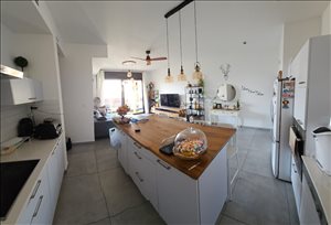 דירה למכירה 4 חדרים בהרצליה השרון מרכז 