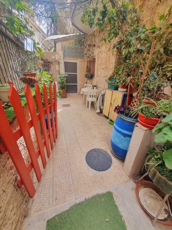 תמונה 1, דירת גן 2.5 חדרים למכירה בירושלים, חכם שלום, נחלאות