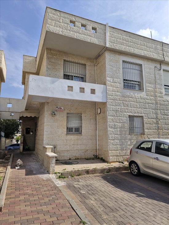 תמונה 1, קוטג 1 חדרים למכירה ברמלה, חנוך לוין , קרית האומנים 