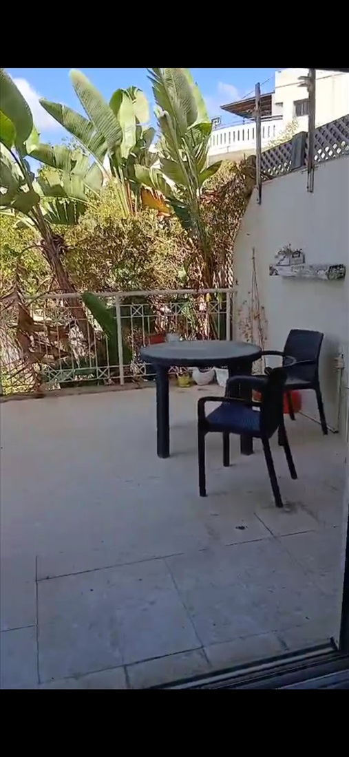 תמונה 3, דופלקס 7 חדרים למכירה ברמת השרון , שרף, גולן