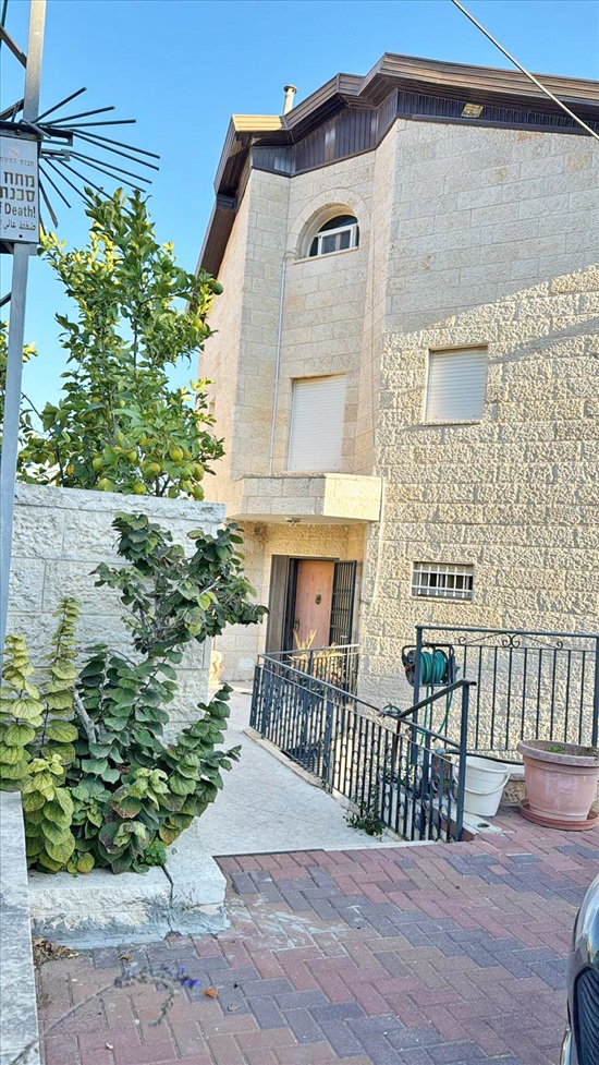 תמונה 1, בית פרטי 7 חדרים למכירה במבשרת ציון, מבצע קדש, מעוז ציון ב