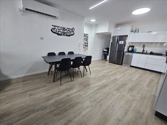 תמונה 3 ,דירה 4 חדרים למכירה בבת ים, הרב עוזיאל, רמת יוסף