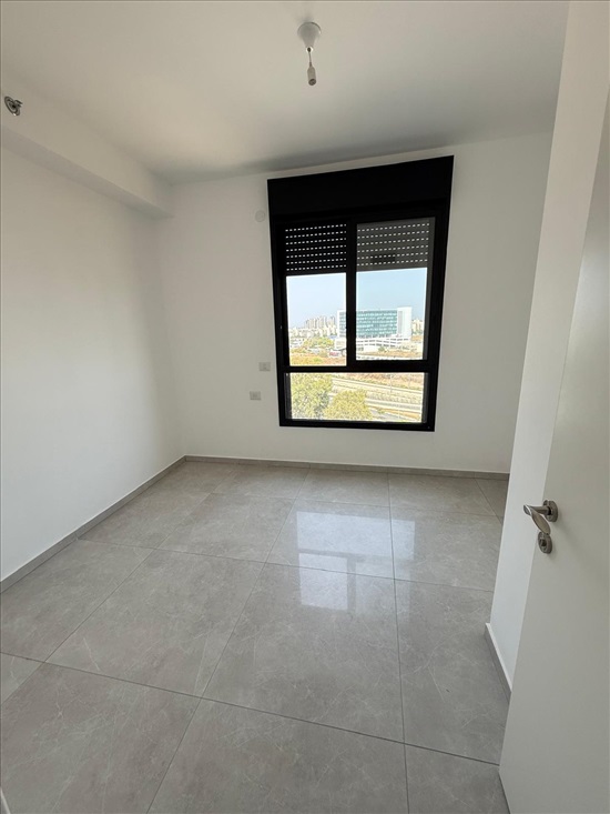 תמונה 5 ,דירה 4 חדרים למכירה ברחובות, דרך ששת הימים, חצרות המושבה