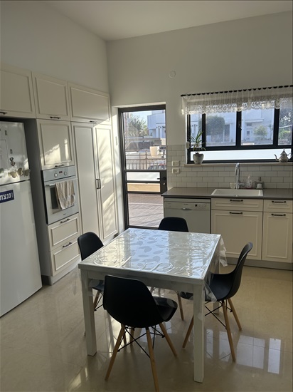 תמונה 6 ,דו משפחתי 7 חדרים למכירה בגן יבנה, לילך, נווה עובד