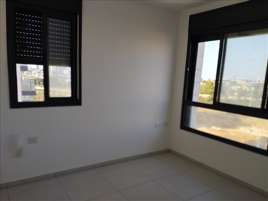 תמונה 6 ,דירה 3 חדרים למכירה בקרית אונוון, יצחק נבון, נאות אריאל שרון