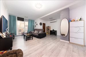 דירה למכירה 4 חדרים בראשון לציון רשי 