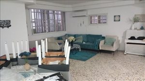 טריפלקס למכירה 5.5 חדרים בקרית אתא מקור ברוך 